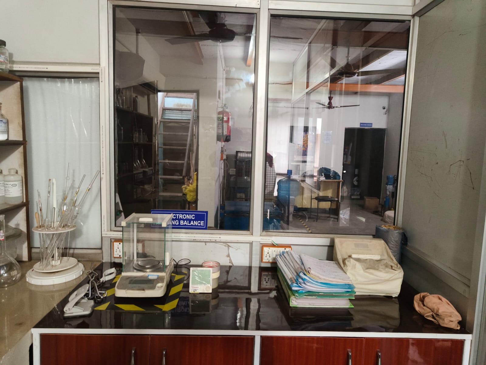 Precision laboratory equipment